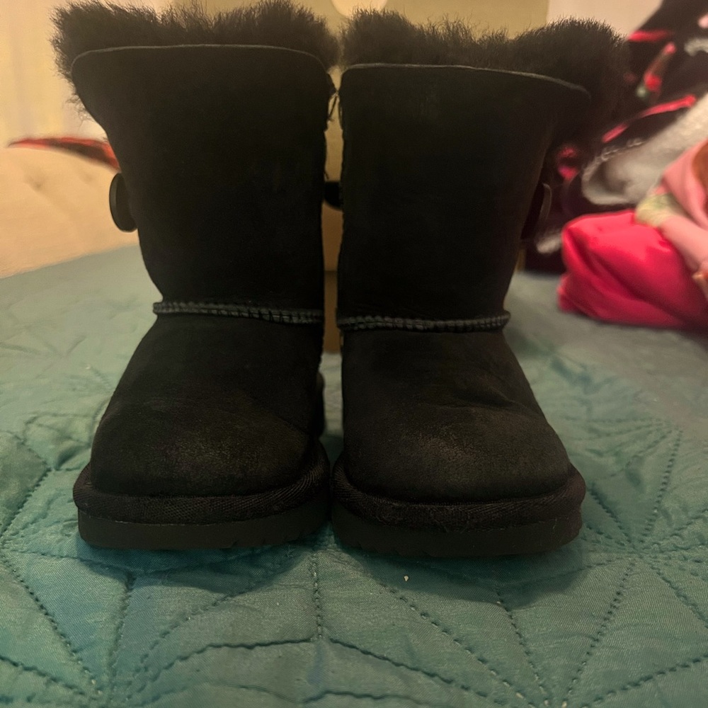 Toddler uggs